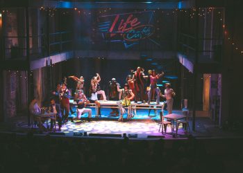 RENT eleva el estándar del teatro musical en el país
