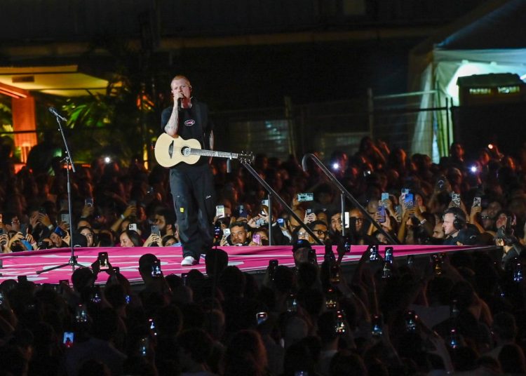 Ed Sheeran conquista Santo Domingo con una noche llena de éxitos en su “The Loop Tour”