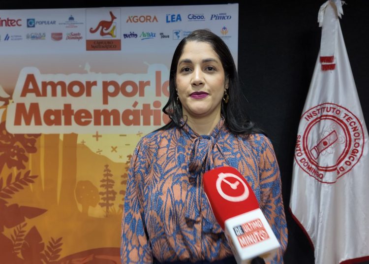 Padres valoran impacto de Canguro Matemático durante premiación del concurso