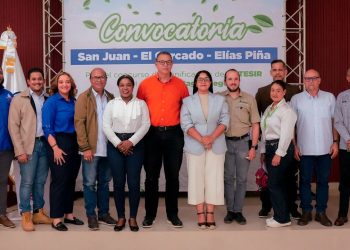 Productores de San Juan y Elías Piña recibirán más de RD$12 millones en bonos para tecnificar predios