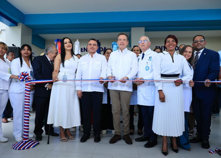SNS recibe del MIVHED áreas remozadas del Hospital Vinicio Calventi