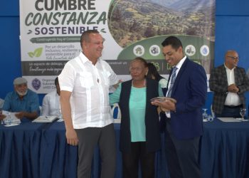 Subcentro UASD Constanza realiza con éxito “Cumbre Constanza Sostenible 2026”