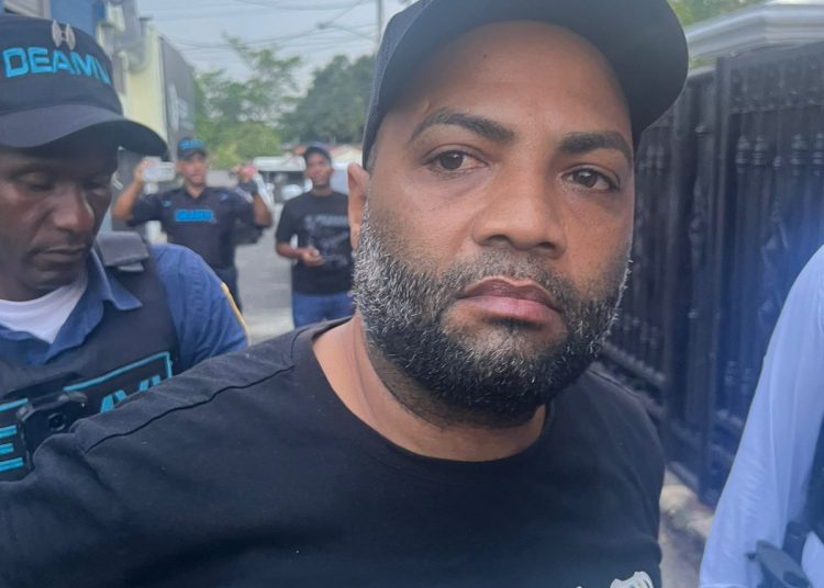 Policía captura en Cotuí a “Keka”, requerido por agresión física y verbal contra una mujer
