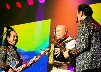 El Prodigio se destaca en concierto Tigres del Norte en SD