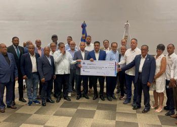 Ministerio de Deportes entrega última partida de RD$150 millones para preparación de atletas de Santo Domingo 2026