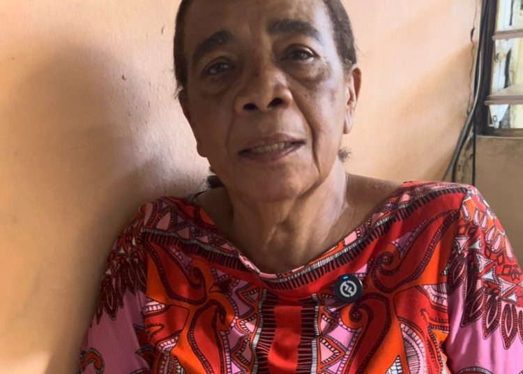Madre de acusado de amenazas alega trastornos mentales y disputa por propiedad
