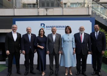 Banreservas ofrece cóctel para fortalecer vínculos con la diáspora dominicana en España