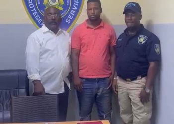 Dos presuntos implicados en ataque a patrulla policial en Higüey se entregan voluntariamente; PN mantiene búsqueda de otros dos