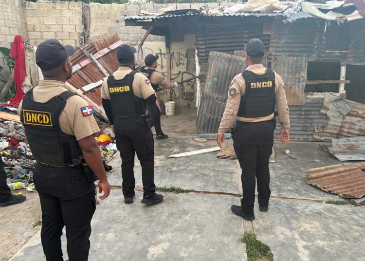 Operativos en SPM dejan varios detenidos y ocupación de drogas