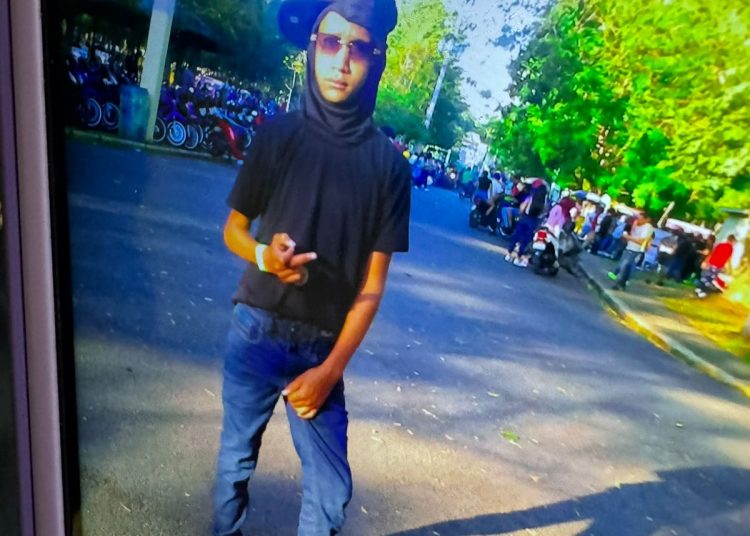 Muere adolescente tras presunta persecución policial en San Francisco de Macorís