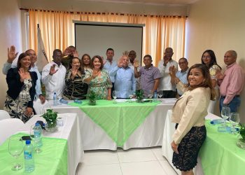 Juramentan a empresario Alejandro Ramírez presidente de la Cámara de Comercio y Producción de San Juan