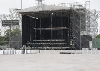 Afinan detalles de montaje para el concierto de Kany García este sábado en el Estadio Quisqueya
