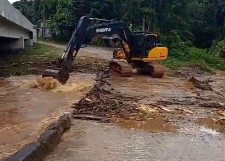 Las lluvias dejan al descubierto la realidad de la comunidad de El Valle, en Samaná