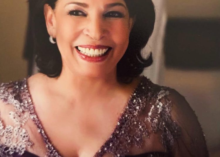 Celinés Toribio anuncia en el Día de las Madres el fallecimiento de su madre, Dalila Almánzar