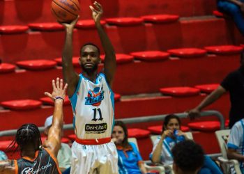 Xavier Reyes y Romeao Ferguson comandan ataque de Titanes