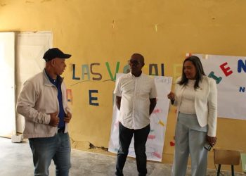 Gobernadora supervisa daños en CAIPI de La Ceiba