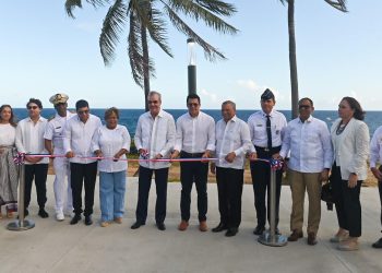 Abinader y ministro Collado inauguran segunda etapa del Malecón de SDE