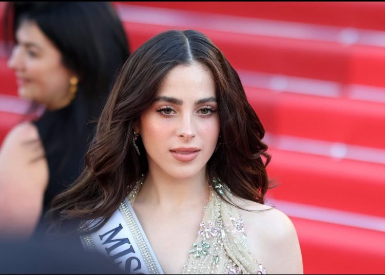 Fátima Bosch, Miss Universo 2025 deslumbra en su debut en Cannes