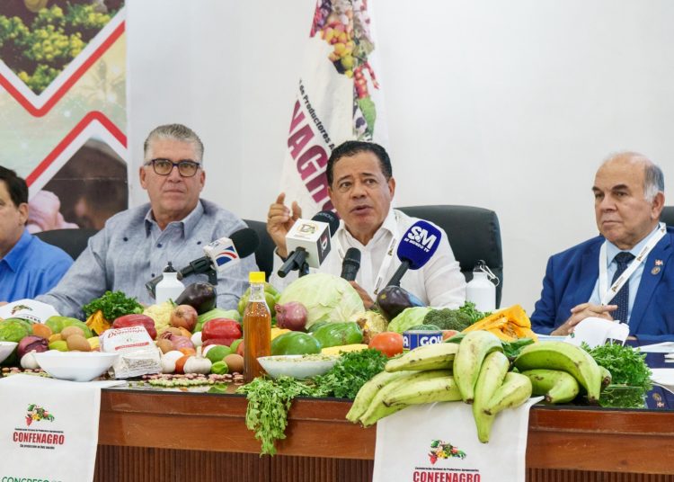 Confenagro pide que reforma laboral tome en cuenta las condiciones del sector agropecuario