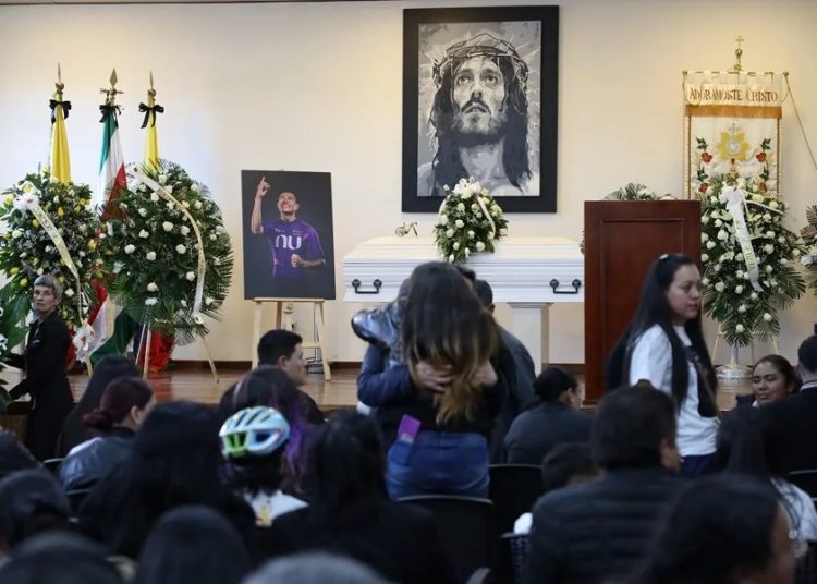 Colombia rinde emotivo homenaje al ciclista Cristian Muñoz tras su fallecimiento