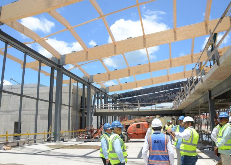 Aeropuerto Internacional del Cibao presenta avances de su nueva terminal