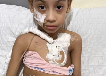 Ana Victoria López, niña de 5 años de Las Terrenas, lucha contra rara enfermedad y requiere traslado médico urgente