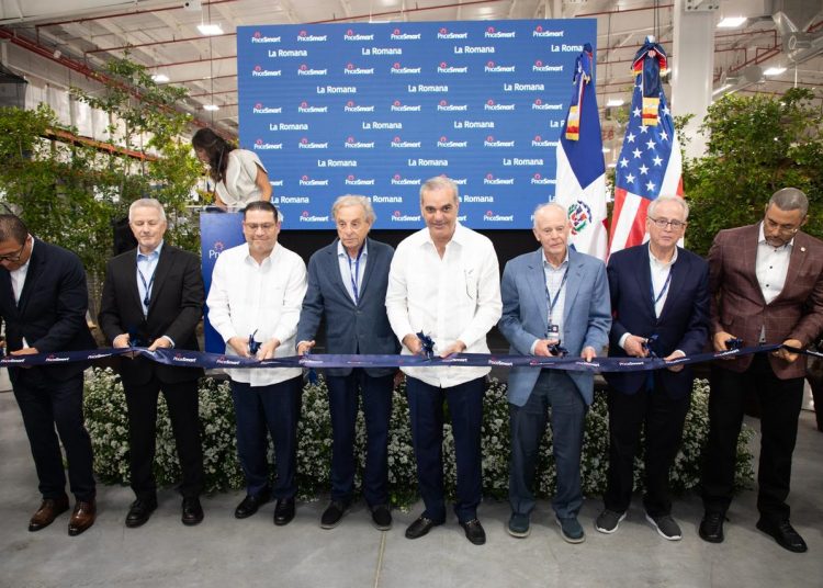 Abinader inaugura nueva sucursal de PriceSmart en La Romana; inversión supera los US$21 millones