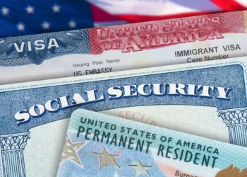 EE.UU. exigirá a migrantes temporales salir del país para solicitar residencia permanente