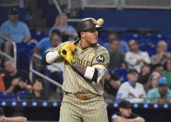 Manny Machado llega a 200 jonrones con San Diego y Randy Vásquez suma otra victoria