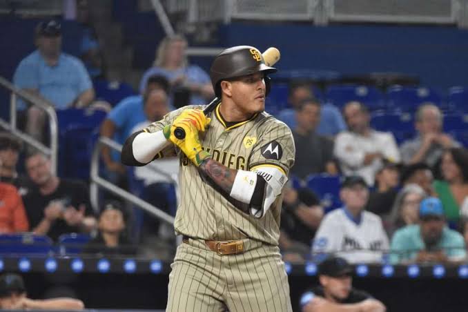Manny Machado llega a 200 jonrones con San Diego y Randy Vásquez suma otra victoria