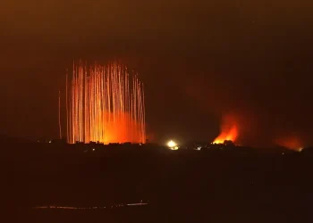 Israel ordena evacuar un pueblo del sureste de Líbano ante nuevo ataque contra Hizbulá