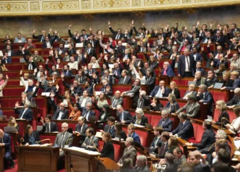 Los diputados franceses derogan un decreto del siglo XVII que regulaba la esclavitud
