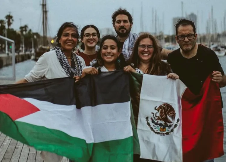 Mexicanos de la Flotilla exigen romper relaciones con Israel tras detención y tortura