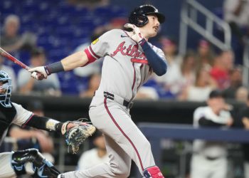 Gran actuación de Yastrzemski y poder de Harris impulsan triunfo de Bravos sobre Marlins