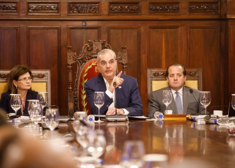 Plan de ajuste del Gobierno golpea financiamiento de partidos con recorte del 50%