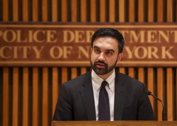 El alcalde de Nueva York rechaza asistir al desfile de Israel y rompe una tradición de 62 años