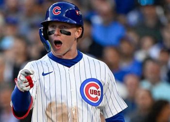 Pete Crow-Armstrong completa el primer ciclo de la temporada y guía remontada de los Cachorros