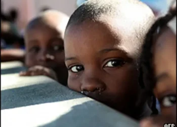 Autoridades chilenas localizan a 64 menores haitianos reportados como inubicables