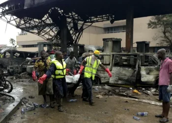 Al menos doce muertos y 479 personas rescatadas por inundaciones en la capital de Ghana