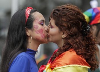 Rusia condena a siete años de cárcel a dueños de un bar por organizar eventos LGTBI