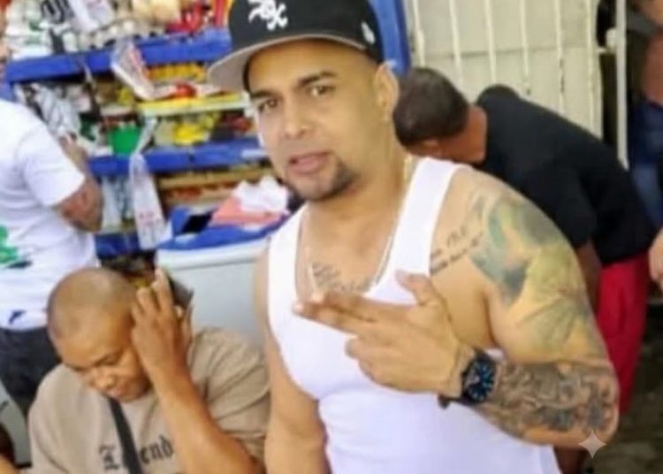 Muere hombre durante presunto enfrentamiento con agentes policiales en Tábara Arriba, Azua