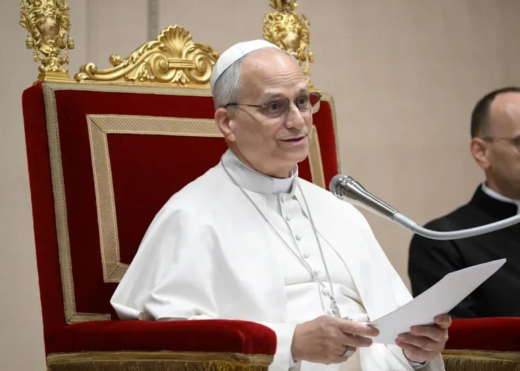 El Vaticano actualiza sus estatutos contra abusos y refuerza el control de las diócesis