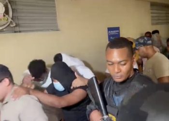 Falsas prostitutas y hombres armados: así funcionaba red de ciberextorsión de la Operación XL 526