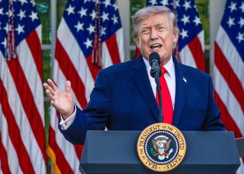 Trump afirma que Irán solicitó una reunión en Doha