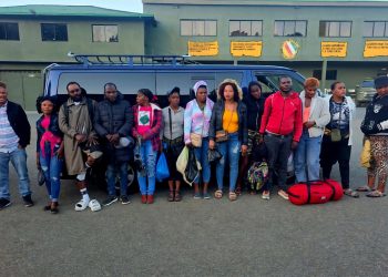 Ejército intercepta cuatro vehículos con 29 haitianos indocumentados en Constanza