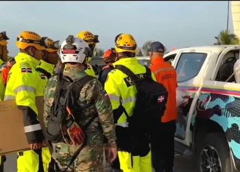 Mayor Olivares detalla despliegue dominicano en labores de rescate en Venezuela