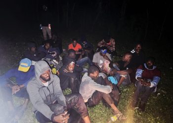 Patrullas del Ejército y unidades de drones detectan y detienen a 70 haitianos indocumentados en Dajabón