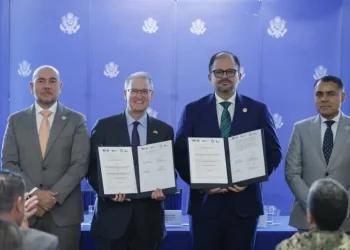 Ecuador y EE.UU. inician un proyecto conjunto para reforzar la seguridad en la frontera norte