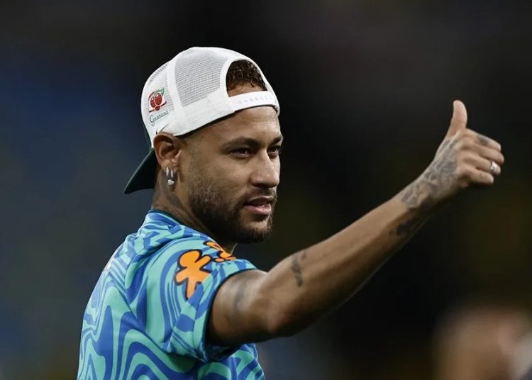 Neymar evoluciona favorablemente y Brasil mantiene la esperanza de recuperarlo para el debut mundialista