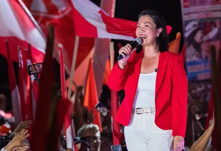 Fujimori será presidenta por 49,641 votos de ventaja